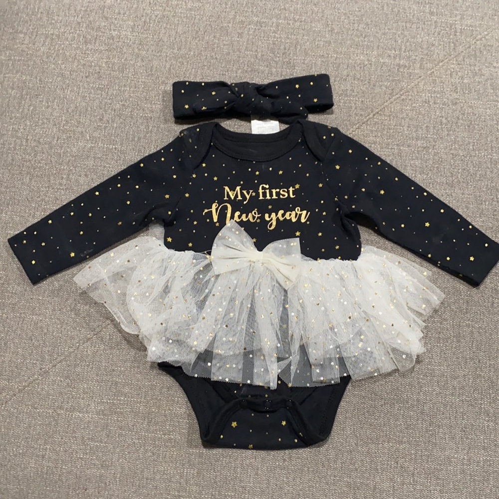 Baby’s first new year tutu gold/black onesie